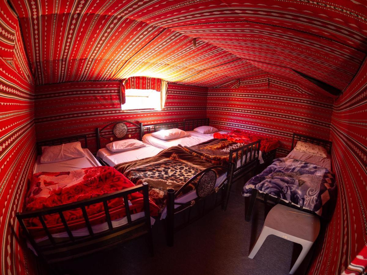 Martian Desert Camp Wadi Rum Buitenkant foto