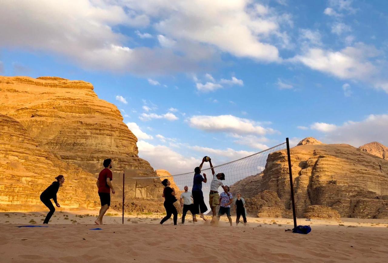 Martian Desert Camp Wadi Rum Buitenkant foto