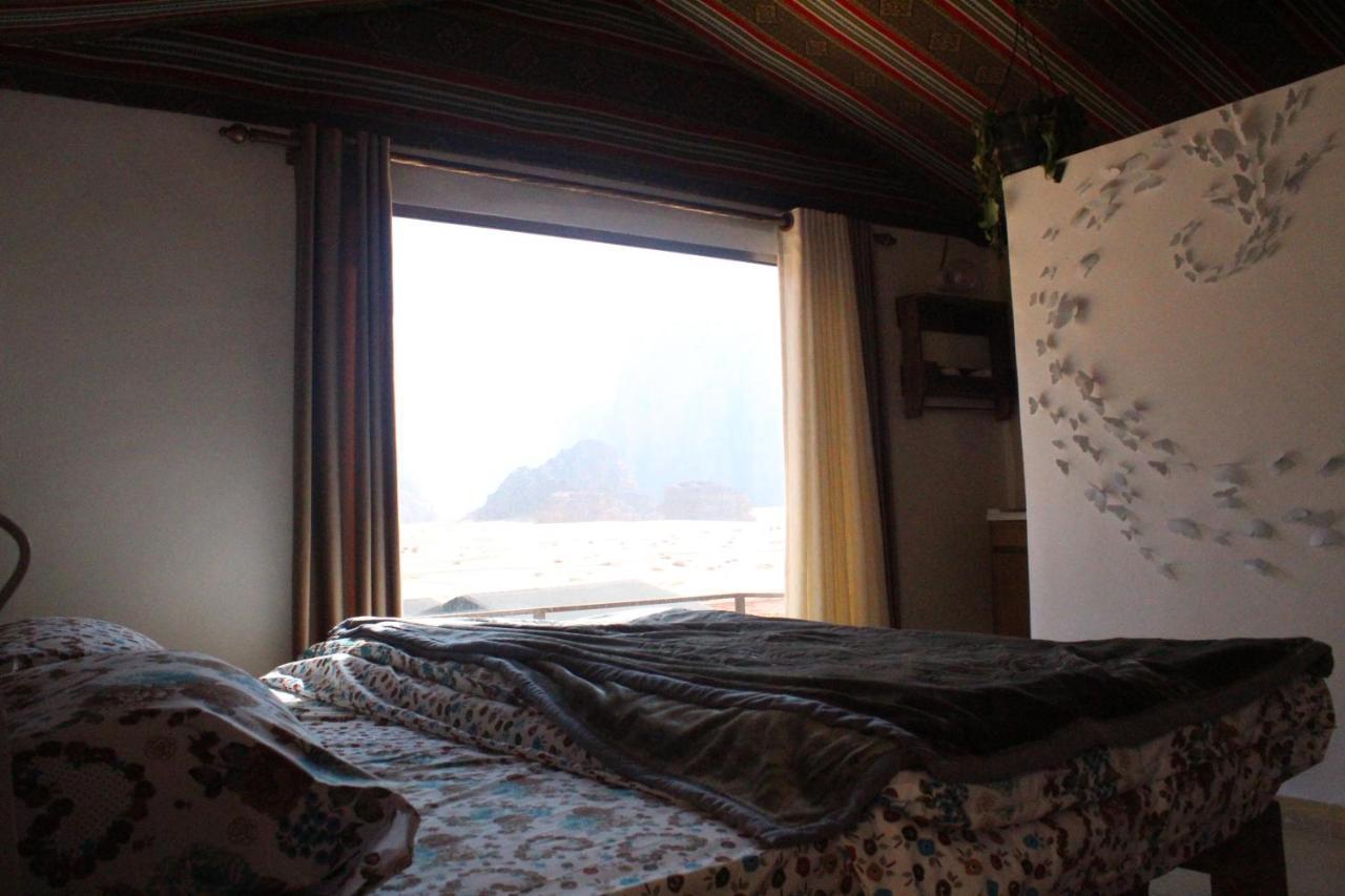 Martian Desert Camp Wadi Rum Buitenkant foto